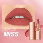 O.TWO.O Long-Lasting Matte Lipstick