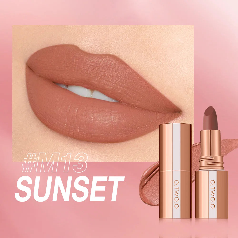 O.TWO.O Long-Lasting Matte Lipstick